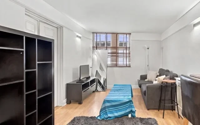 LH-Cromwell Lodge - London student accommodation