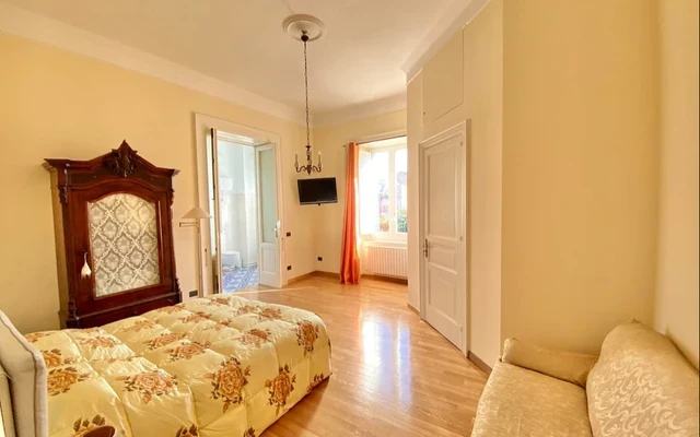Prestigious Noble House 0
