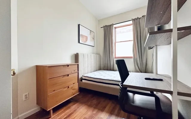 688 Union Street, Brooklyn 4