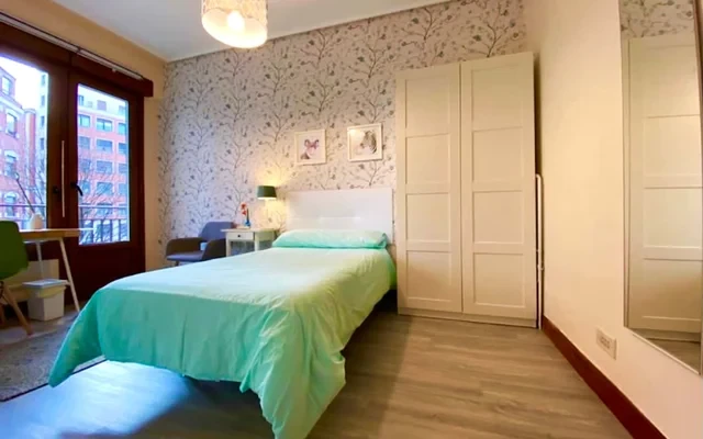 Landin Felix Doctor Kalea Bilbao 48012 Spain 0