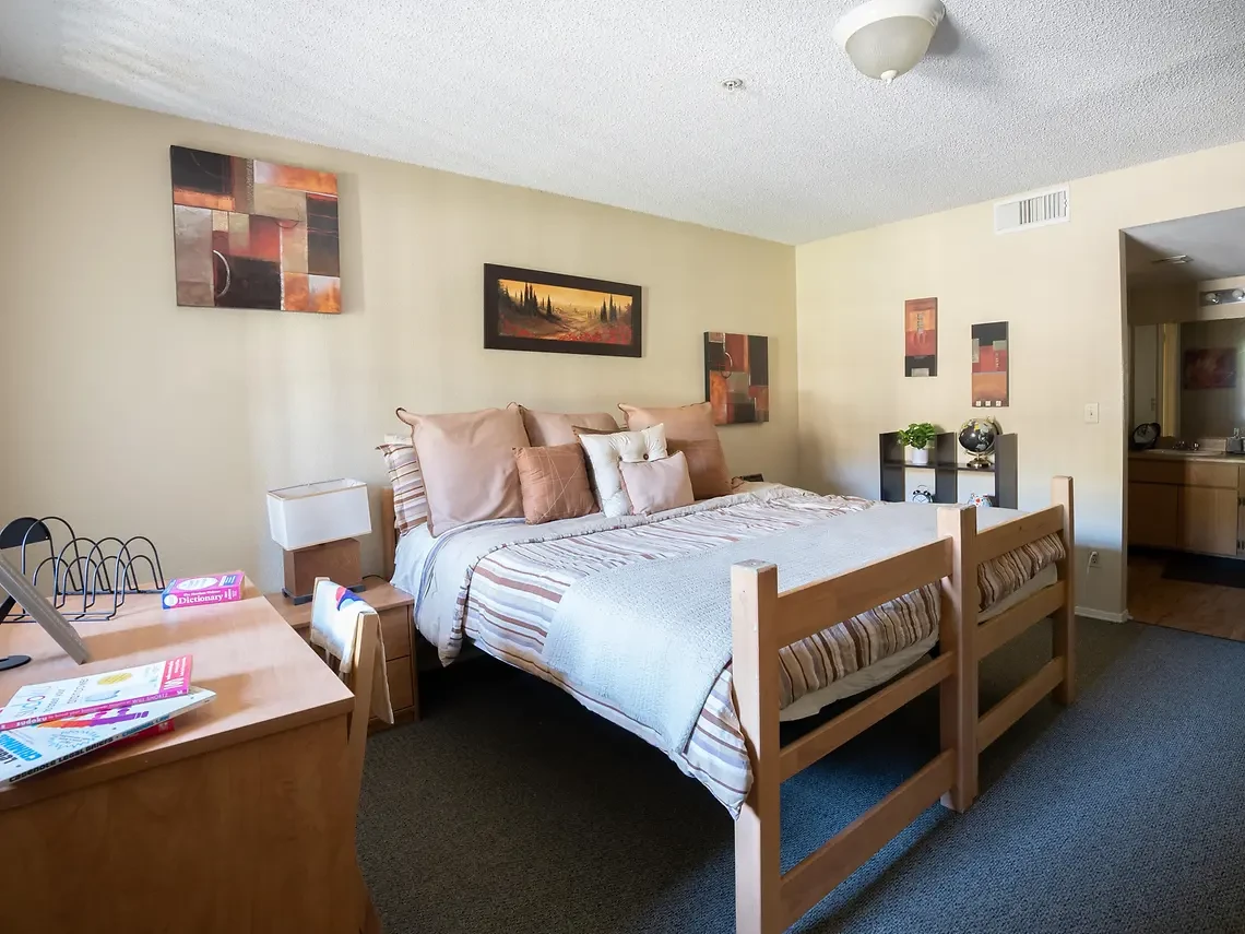 2 Bed 2 Bath Classic - Villas