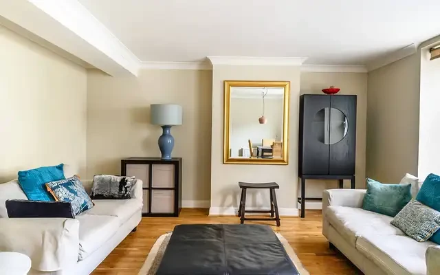 Crown Lodge, Chelsea, SW3 4