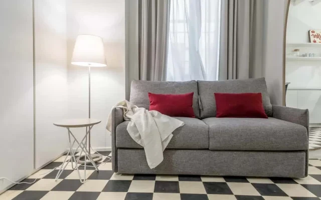 Superb Studio for 2, 10mins from Duomo 0