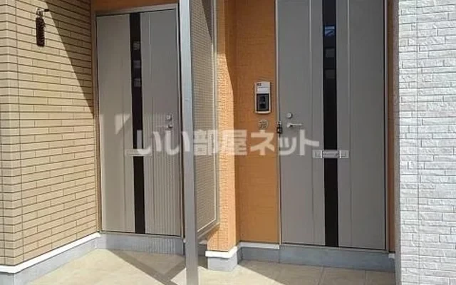 Ｎｏｒｔｈ　Ｓｅｅ　Ｏｎｅ　１０４ 1