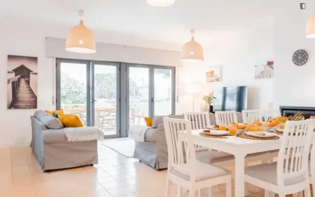house near R. Torre da Medronheira - Lagoa student accommodation