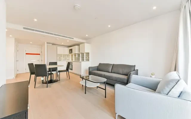 Lockgate Road, Fulham, London, SW6 2YE 2