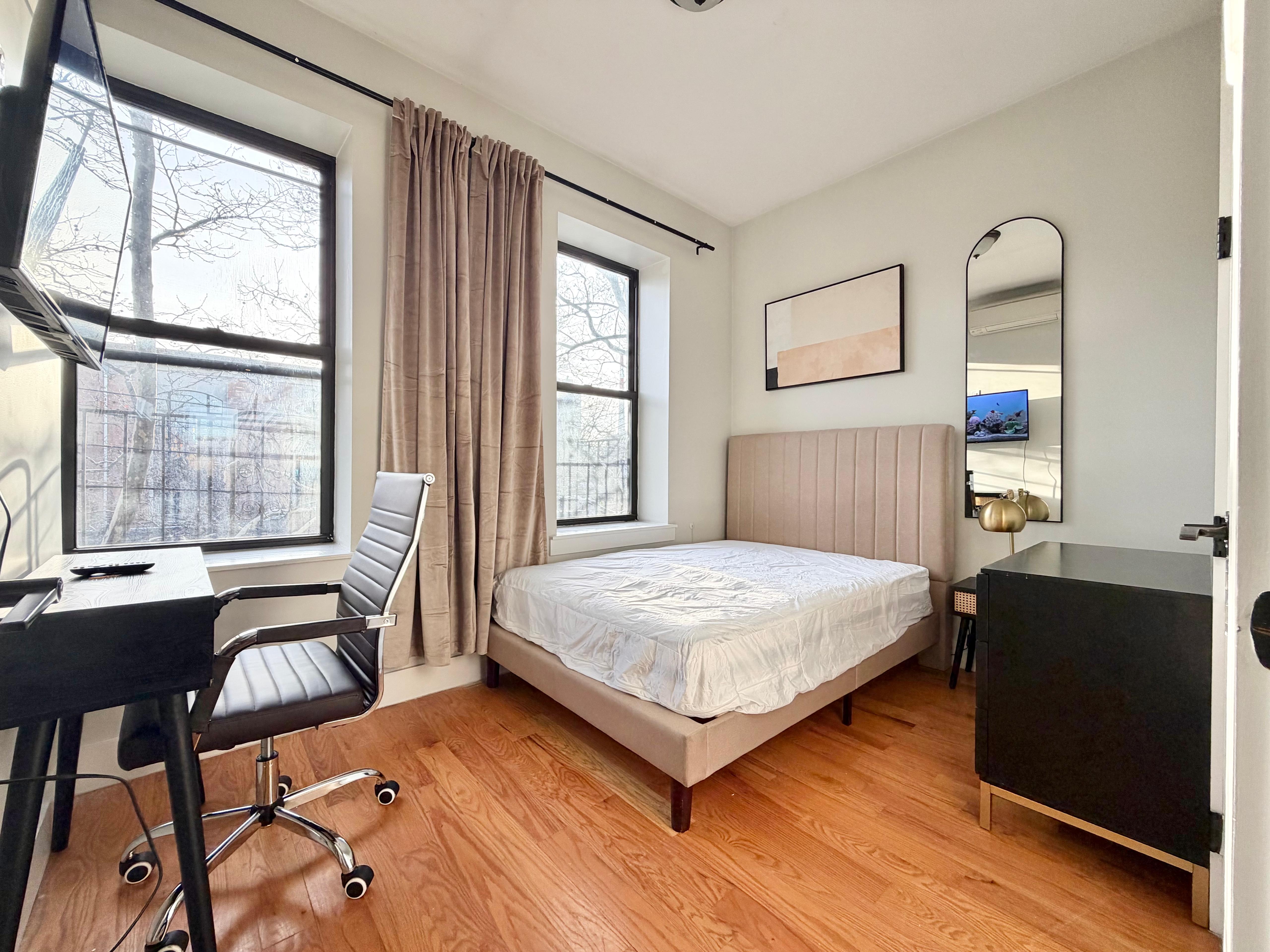 1109 36th avenue, Astoria 3