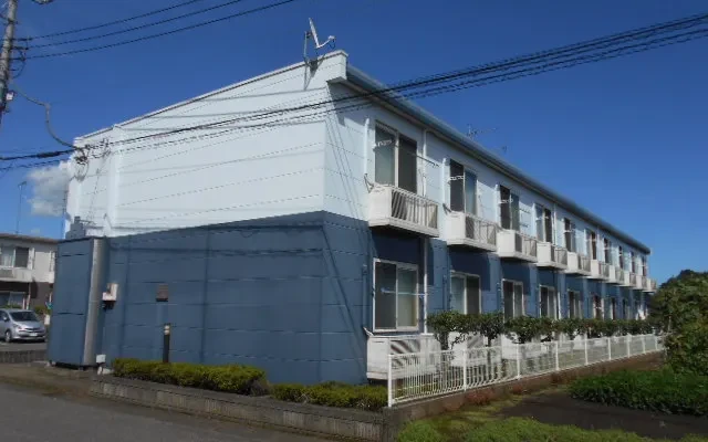 レオパレスルミエール六番館 0
