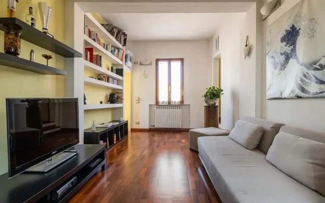 Via va’ selvatica, Bologna 0