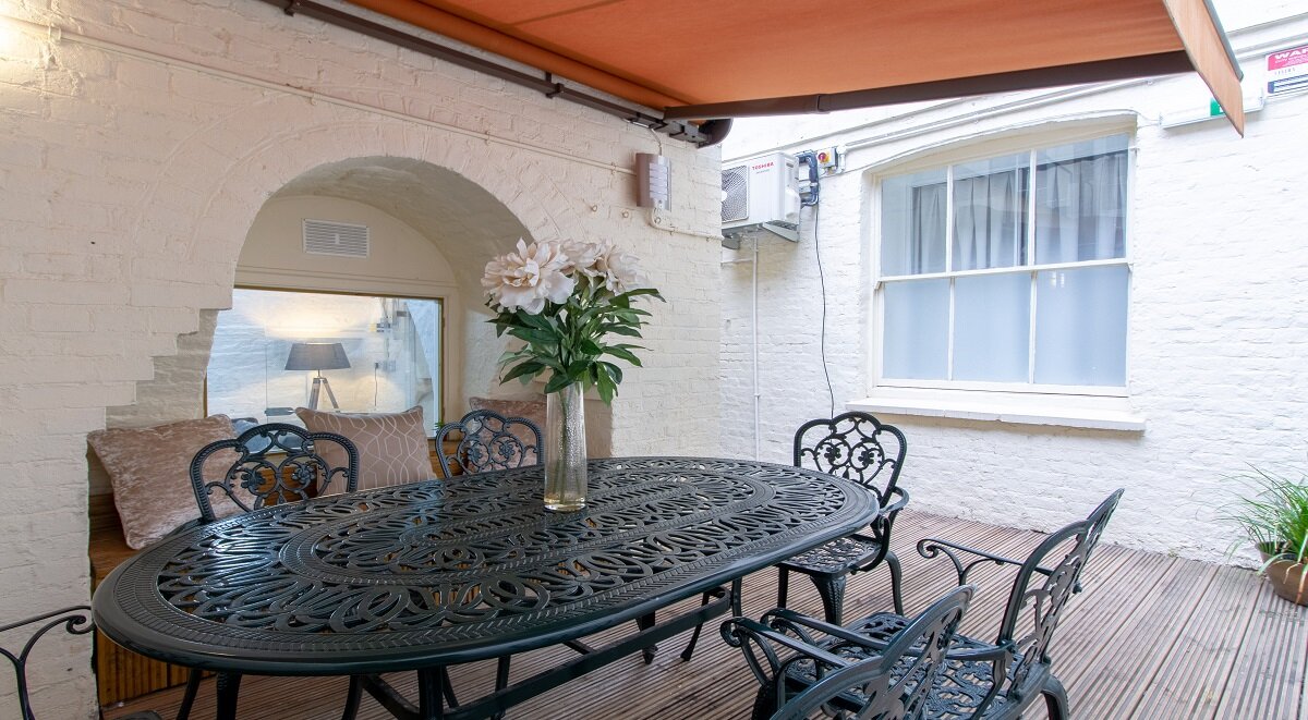 Janet Poole House photo 3