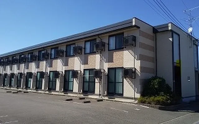 レオパレス能美 - 能美市(のうみし)の学生向け宿泊施設 - 102号房间(带独立厨房)