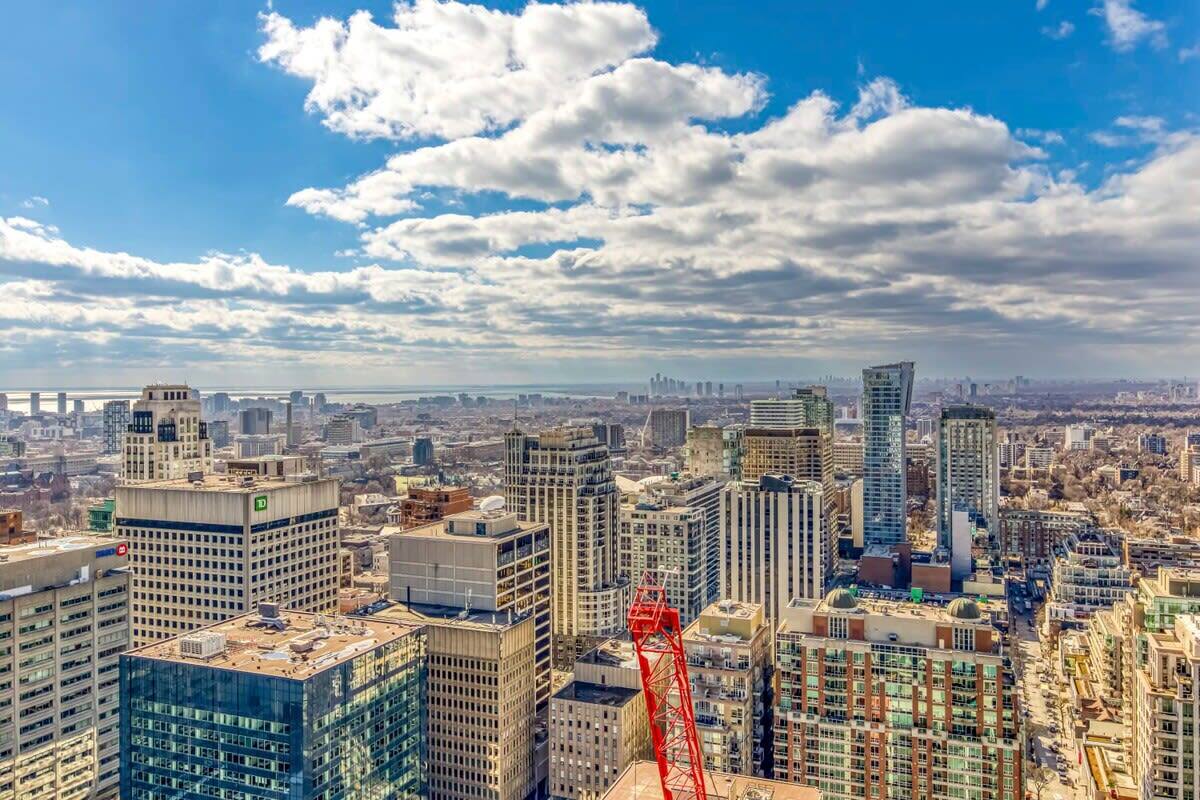 1 yorkville ave 2
