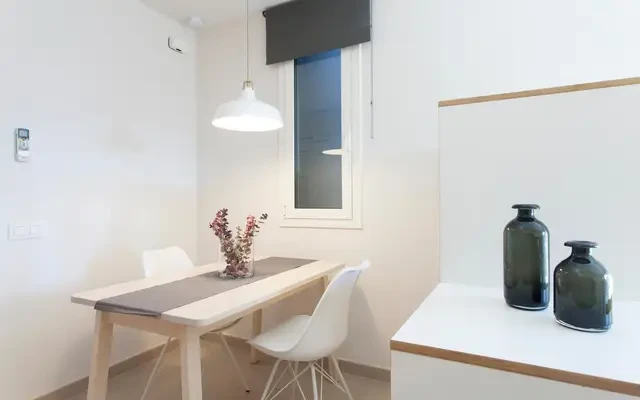studio in La Sagrada Familia (Eixample) 3