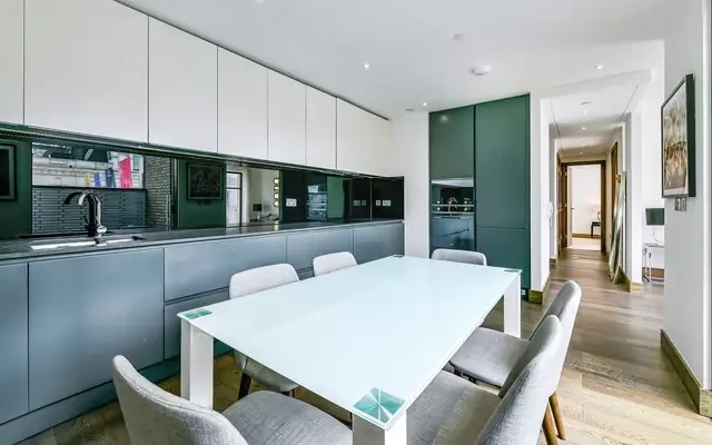 Hanway Street Mayfair W1T 1
