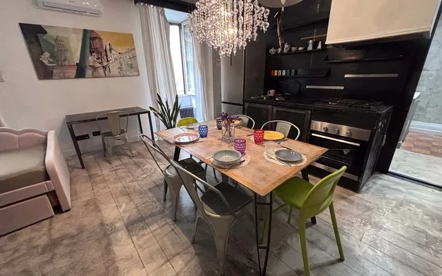 Appartamento in Via Dacia, Roma 4