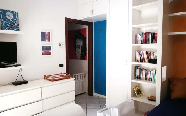 Apartment in Via Livigno, Milano for 42 m² 0