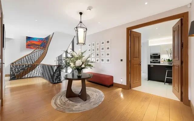 Manresa Road, London, SW3 6AS 0