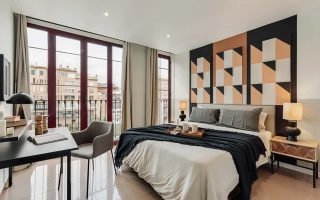 Kabatas - 3 bedrooms and patio in Eixample Dreta 3