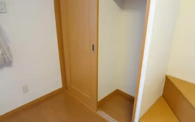 レオパレスアベニュー - Hadano student accommodation - 102号房间(带独立厨房)