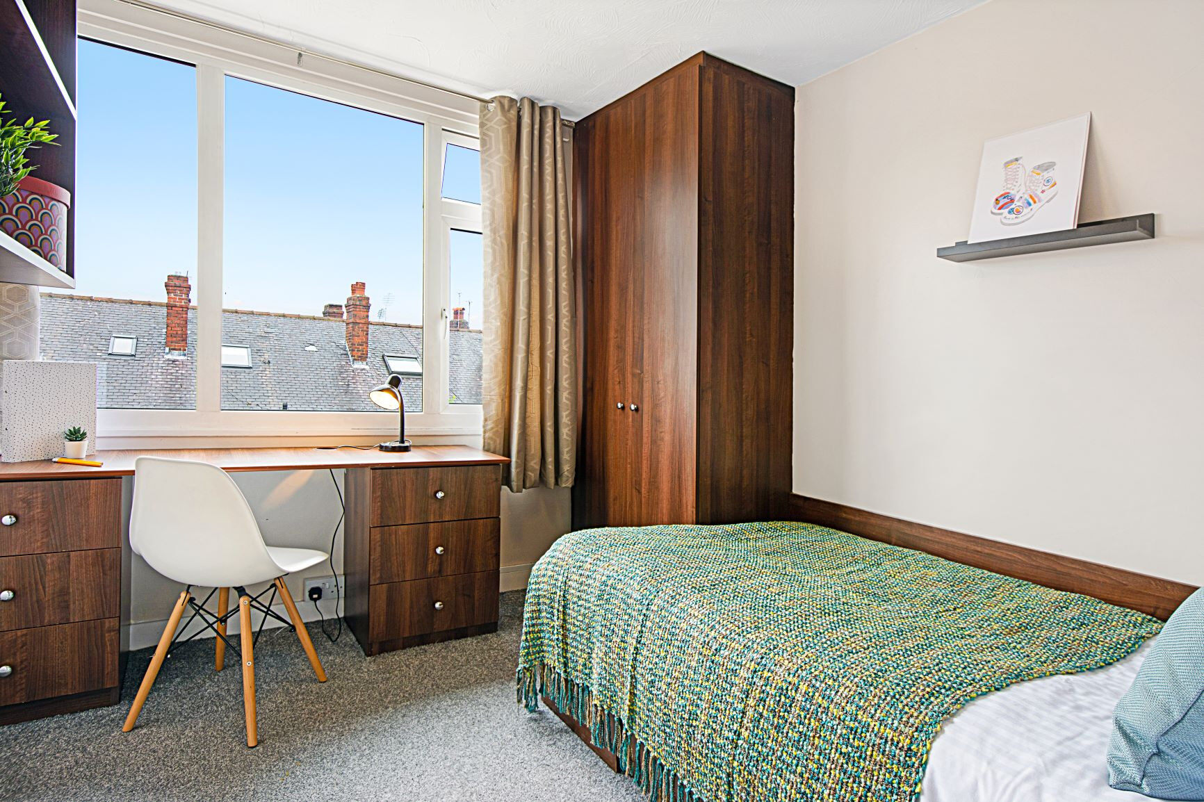7 Beds 23 Burton Crescent