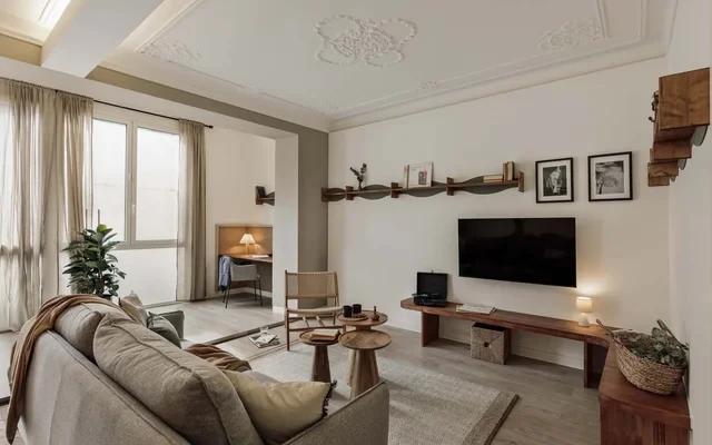 Levia - 3 bedrooms and balcony in Eixample Esquerra 0