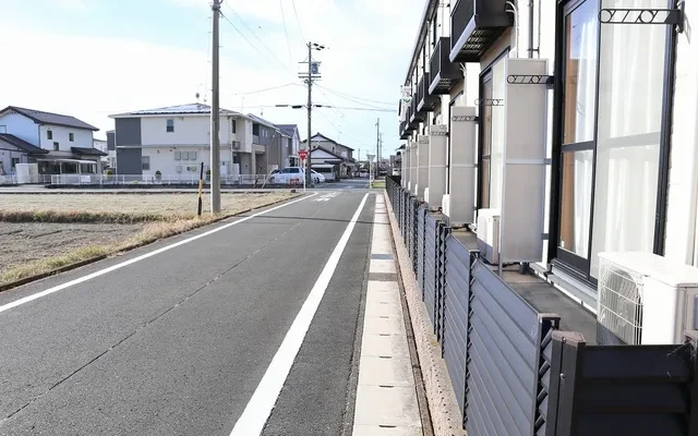 レオパレスポプラ 1