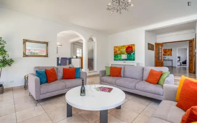 house near Rua dos Taxistas - Lagos student accommodation