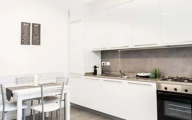 New flat fully furnished in P.ta Romana 1