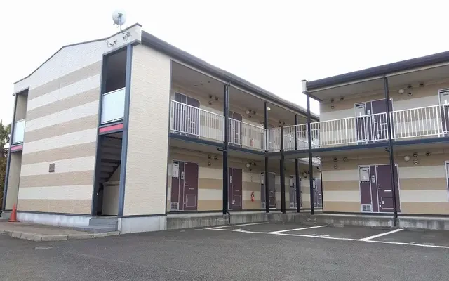 レオパレスサンセリテ 3