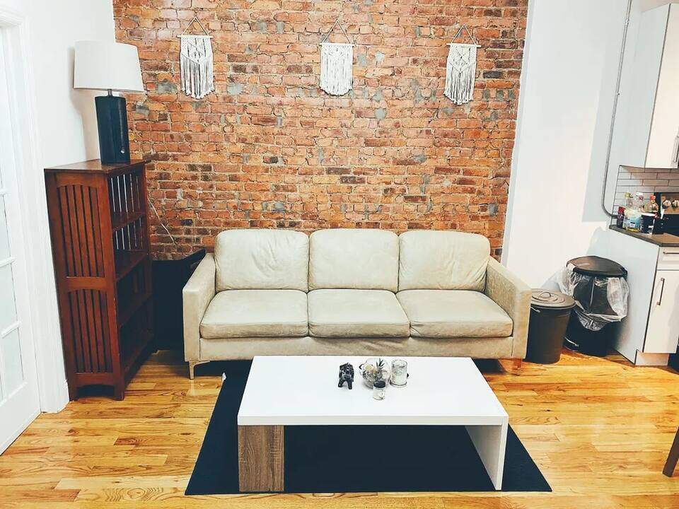5648 Myrtle Avenue, New York 3