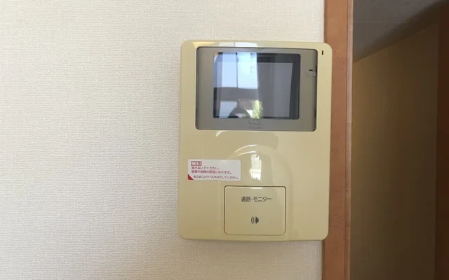 レオパレスコンフォール 4