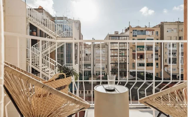 Aluma - 3 bedrooms and balcony in Eixample Dreta 4