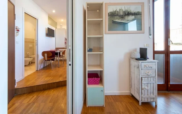 HouSmart  Masini 4 2