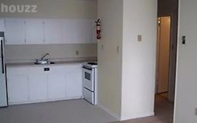 2 Bedrooms Apartment with Utilities Included 1