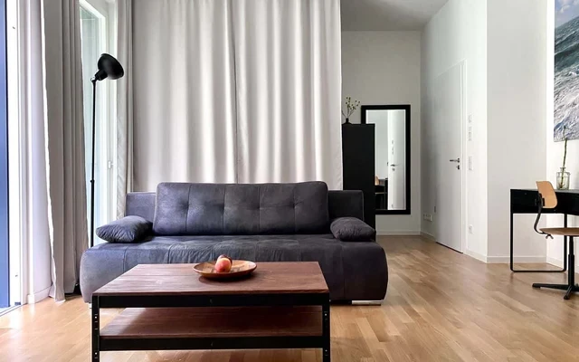 Modern & wonderful home right next to Tempelhofer Feld 0