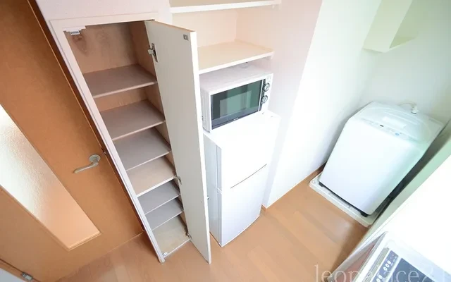 レオパレス源 - Mishima student accommodation - 202号房间(带独立厨房)