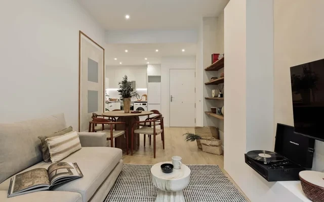 Pogerola - 2 bedrooms, balcony and terrace in Ciutat Vella 1