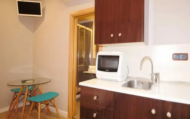 studio in Gothic Quarter 2