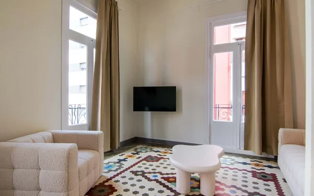Charming 3-Bedroom Apartment in El Cabanyal P.4 3