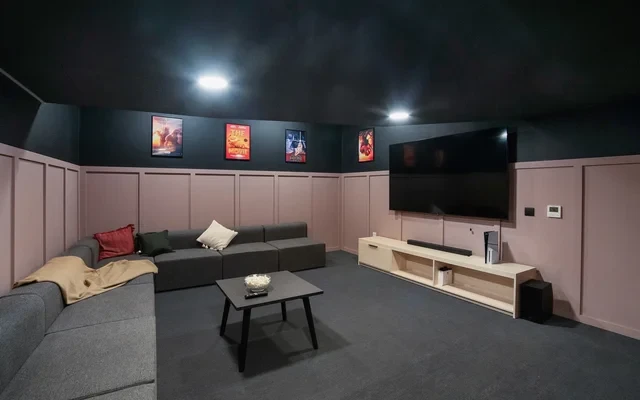 Stanley Studios 1