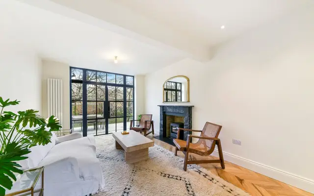 Victorian Grove, London, N16 8EN 0