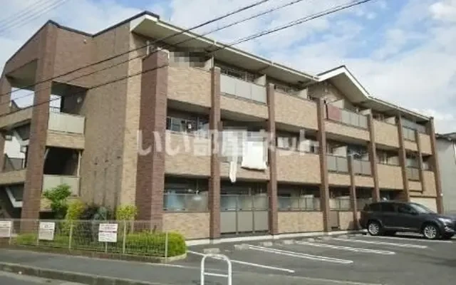 コーラル ガーデン 3階 - Sayama Osaka student accommodation