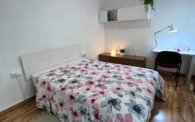 Carrer de Casas i Amigo Barcelona 08016 Spain 1