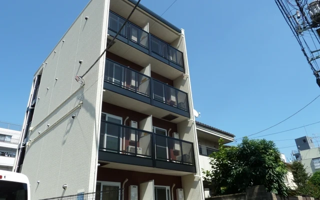 レオパレス福生 4