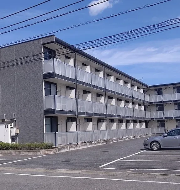 レオパレスアマデウス