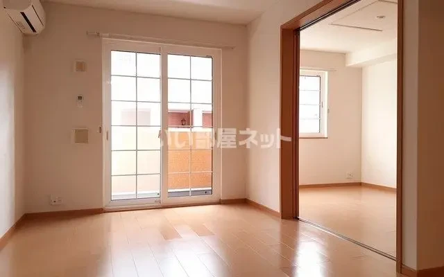 メゾン・ローレル Ⅱ 1階 - 中津川市の学生向け宿泊施設 - 1階 - 2LDK