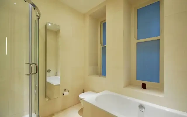 Iverna Court, Kensington, W8 4