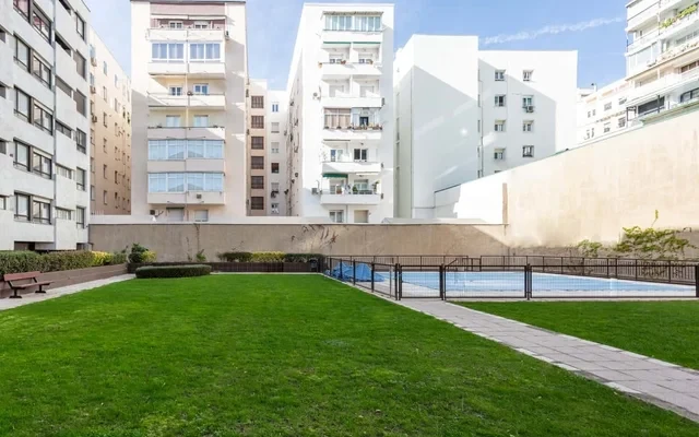 Movida - 2 bedroom and pool in Chamberi 0