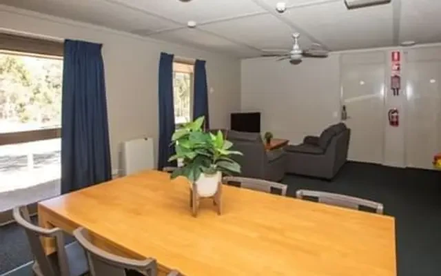 La Trobe University - Villas 3