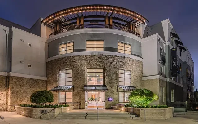 The Lark San Mateo 1